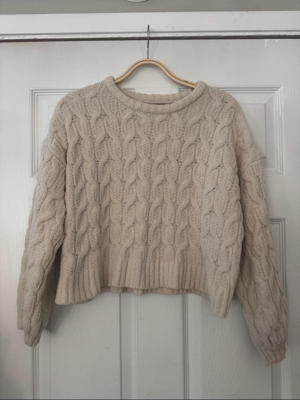 moon & madison Cream Cable Knit Crewneck Sweater